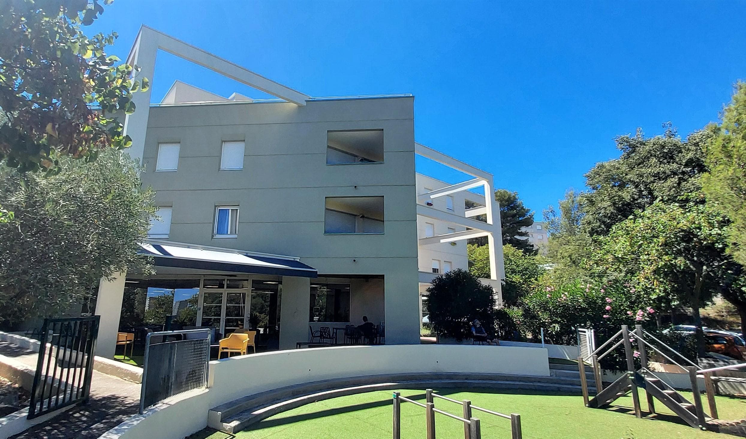 Résidence - Galerie de photos - Image 1 sur 20