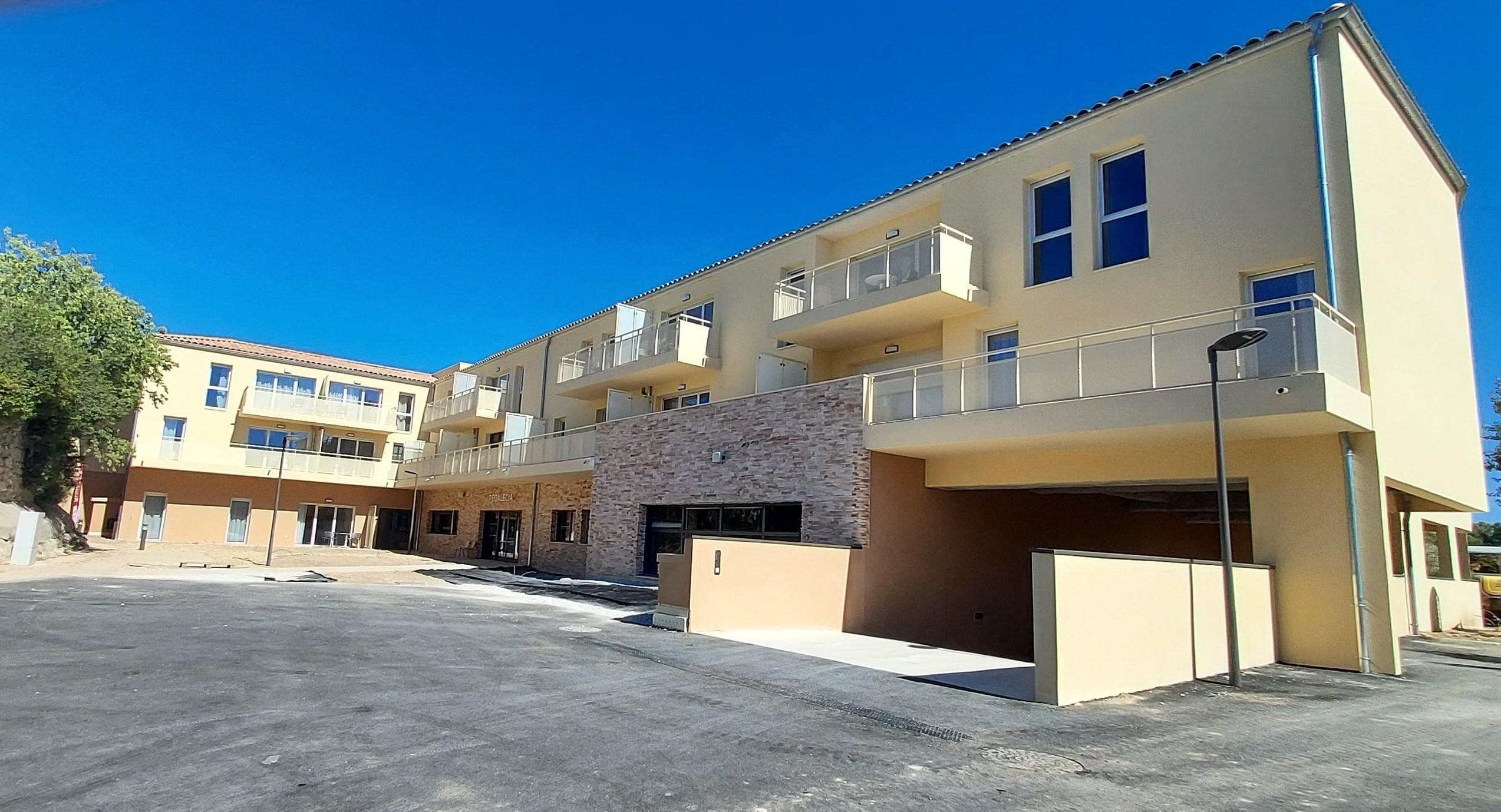 Résidence - Galerie de photos - Image 1 sur 20