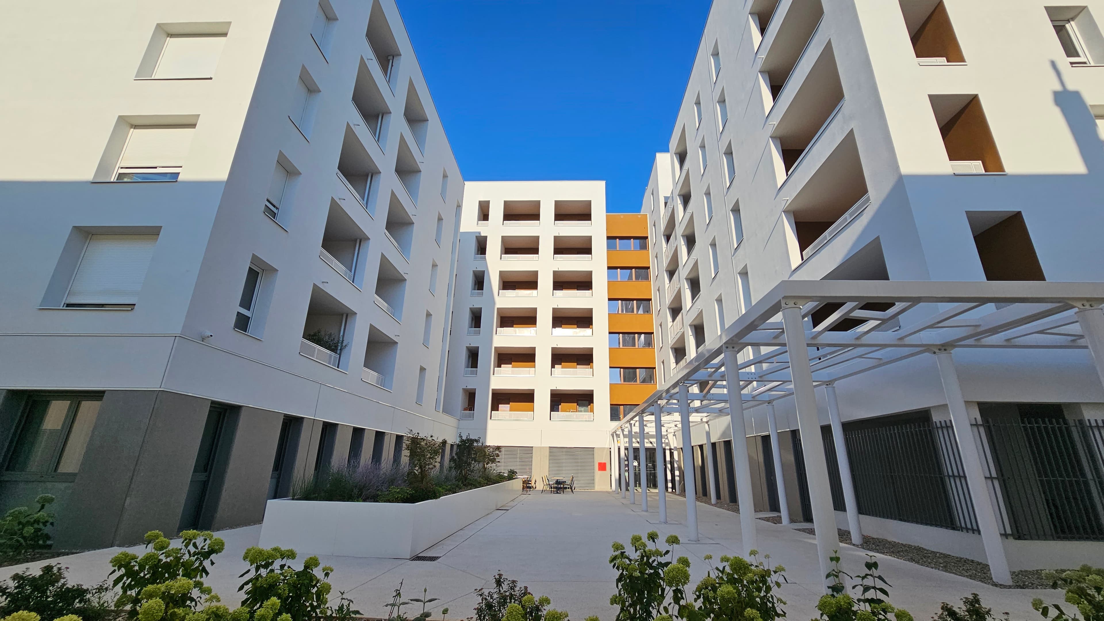 Résidence - Galerie de photos - Image 1 sur 20