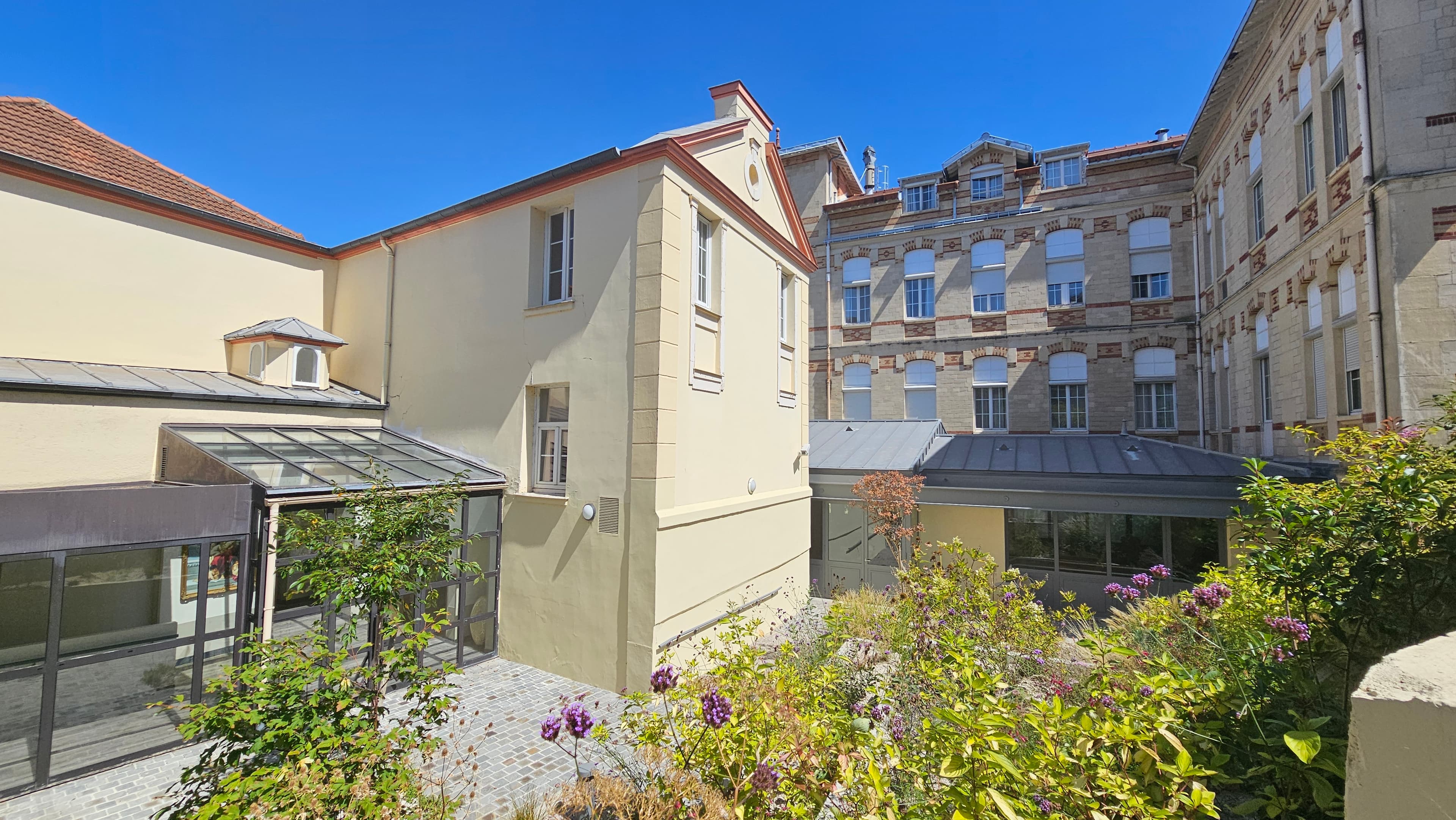 Résidence - Galerie de photos - Image 1 sur 3